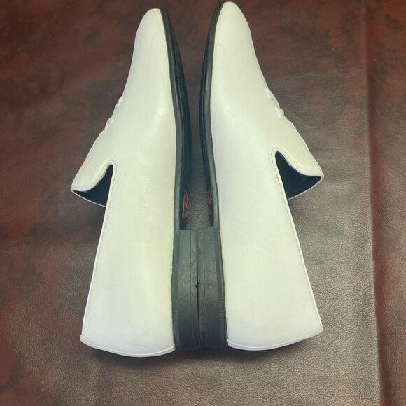 Section X white leather loafers skull and cross bones, size 9 new without tags - Picture 10 of 11